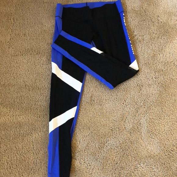 PINK Victoria's Secret Pants - Victoria’s Secret Pink leggings